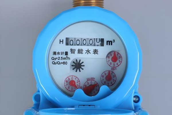 哪些因素會影響遠傳水表的精確度？